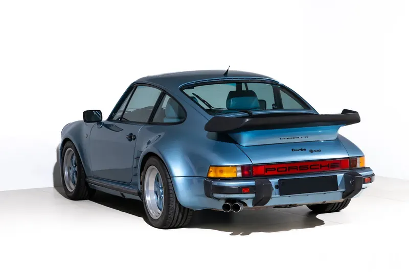 Porsche 930 TURBO GEMBALLA 3