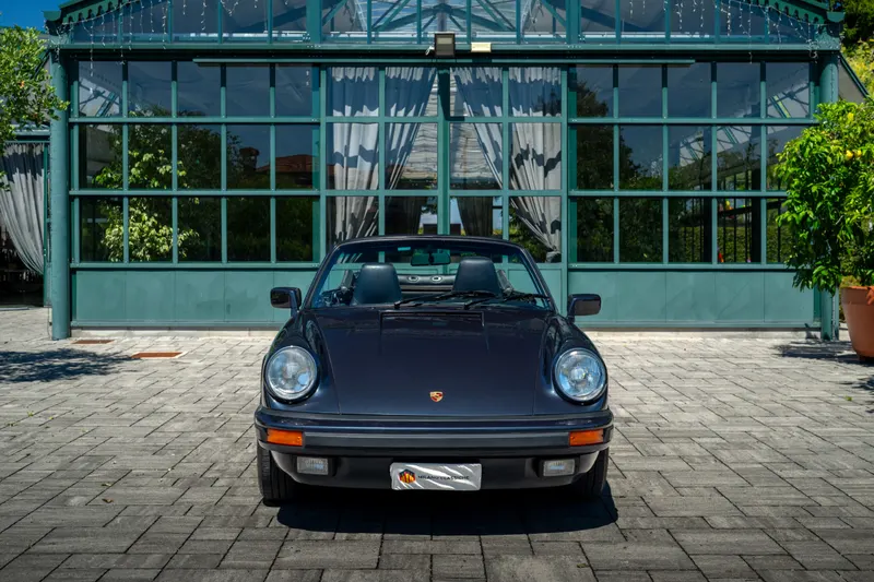 Porsche 911 Carrera Cabrio 3.2 G50 9