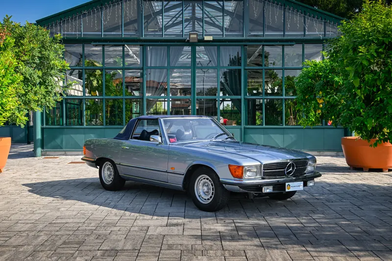 Mercedes-Benz 350 SL (R107) 8