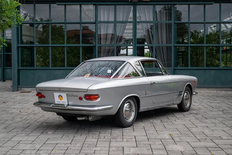 Fiat 2300 S Coupé 6