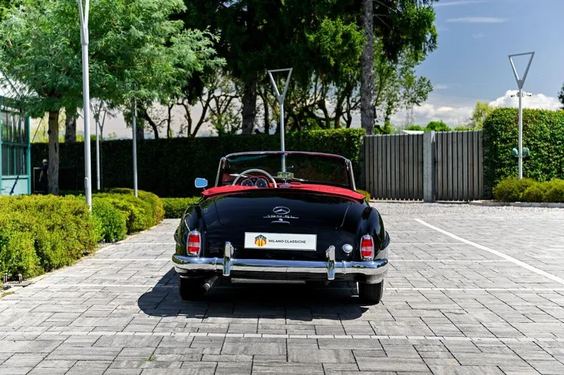 Mercedes-Benz 190 SL 4