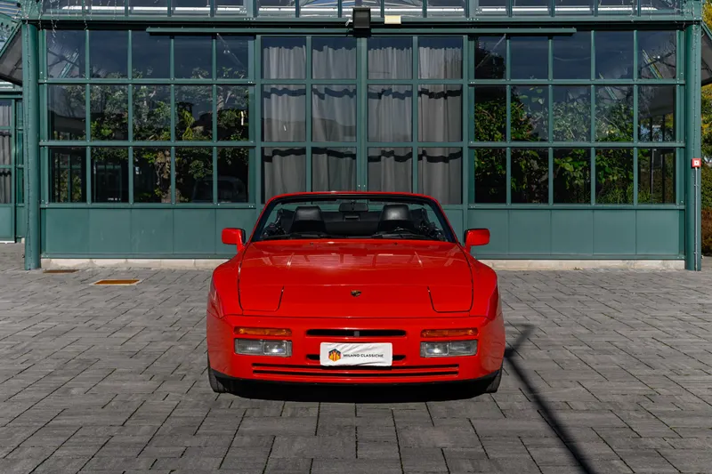 Porsche 944 S2 Cabrio 9