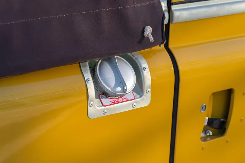 Defender 109 HT 13