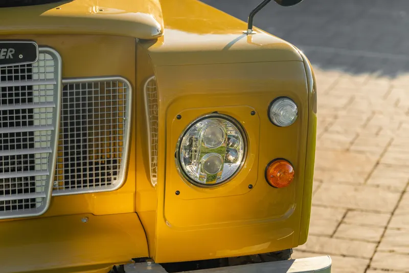 Defender 109 HT 6