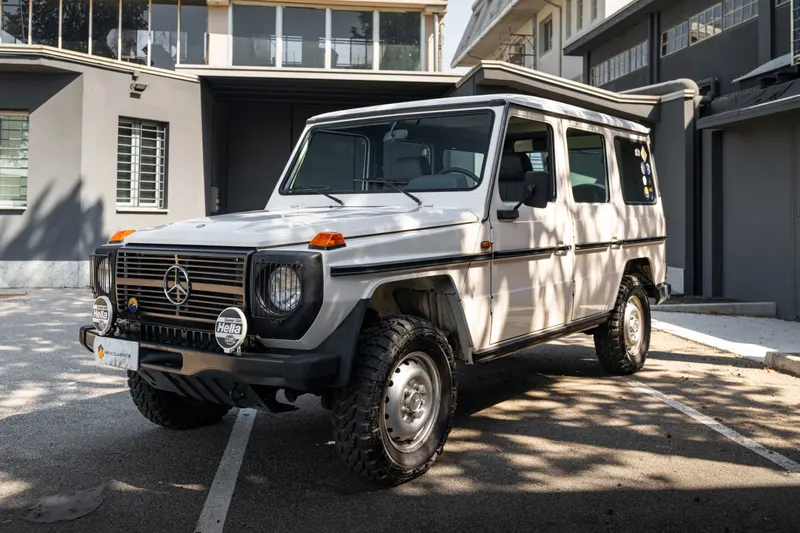 Mercedes-Benz 280 GE 2