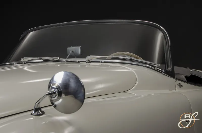 Jaguar XK150 10