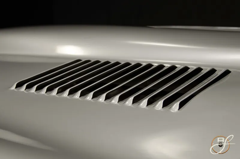 Jaguar E- Type Series 3 Roadster 9