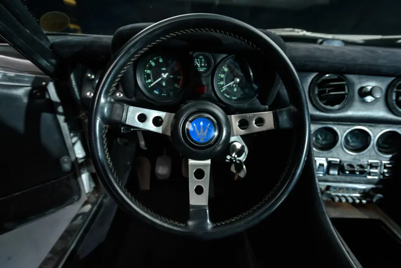 Maserati Indi 4900 7