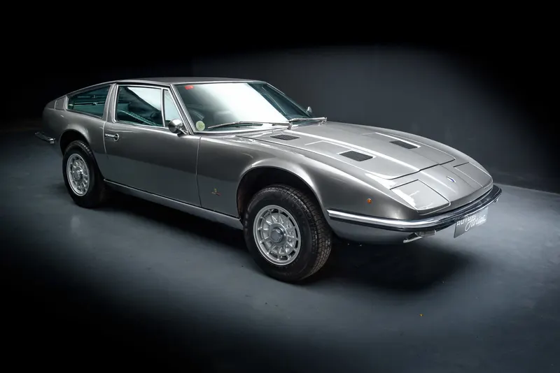 Maserati Indi 4900 10