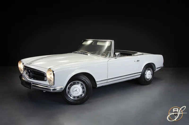 Mercedes-Benz 280SL 2