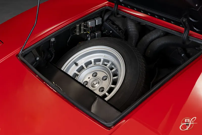 Lamborghini Urraco P200 12