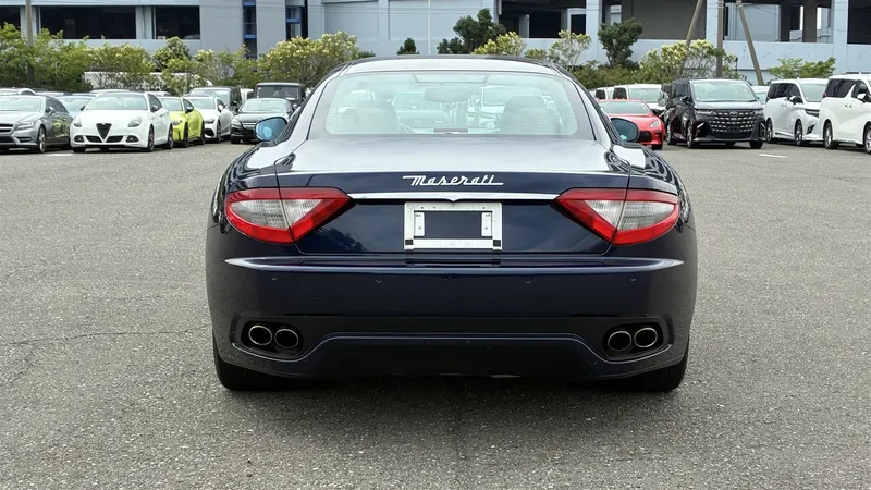 Maserati GranTurismo 9