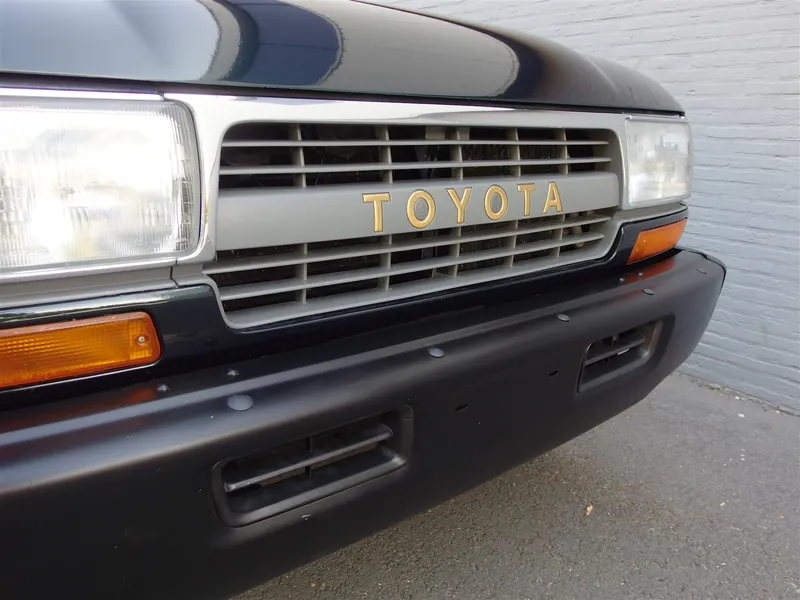 Toyota Land Cruiser 4.5L 10