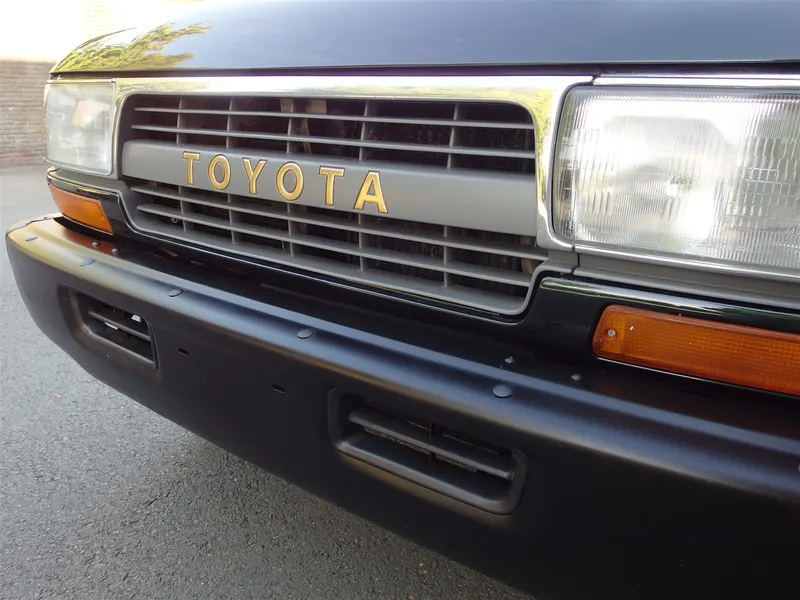 Toyota Land Cruiser 4.5L 11