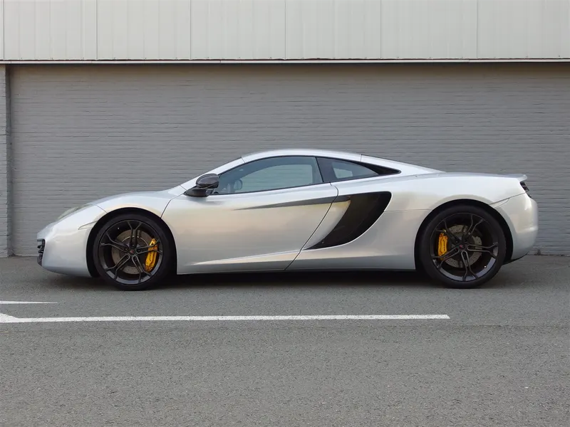 McLaren MP4-12C 10