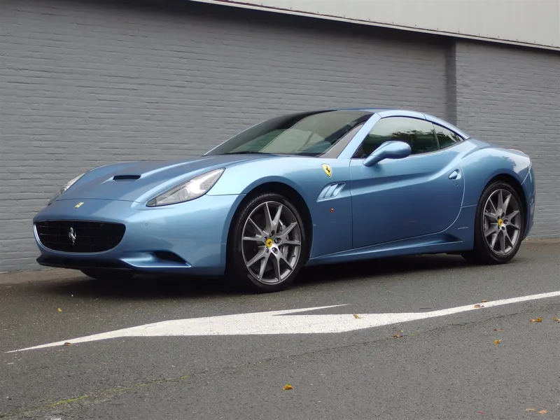 Ferrari California 8
