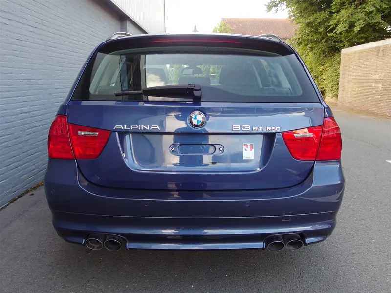 BMW ALPINA B3 Touring 10