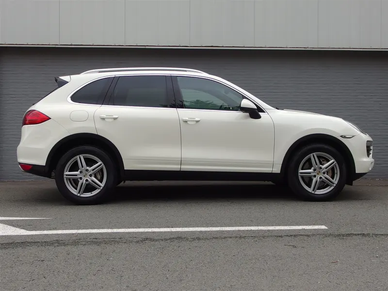 Porsche Cayenne S 4.8L 6
