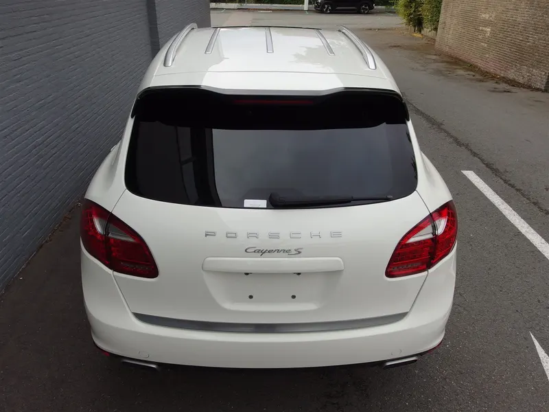 Porsche Cayenne S 4.8L 11