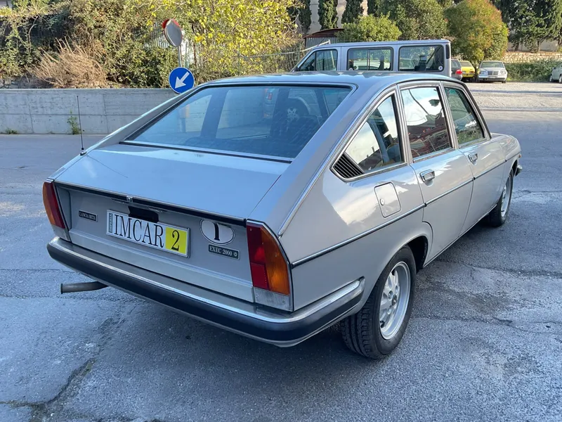 Lancia BETA 2000 EXECUTIVE 5