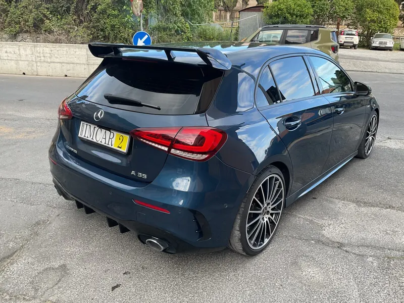 Mercedes-Benz A 35 AMG 10