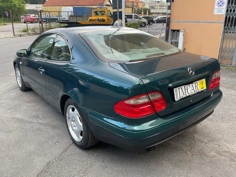 Mercedes-Benz CLK 200 6