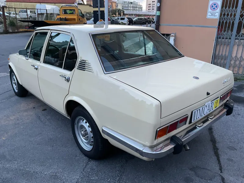 Alfa Romeo ALFETTA 1.6 6