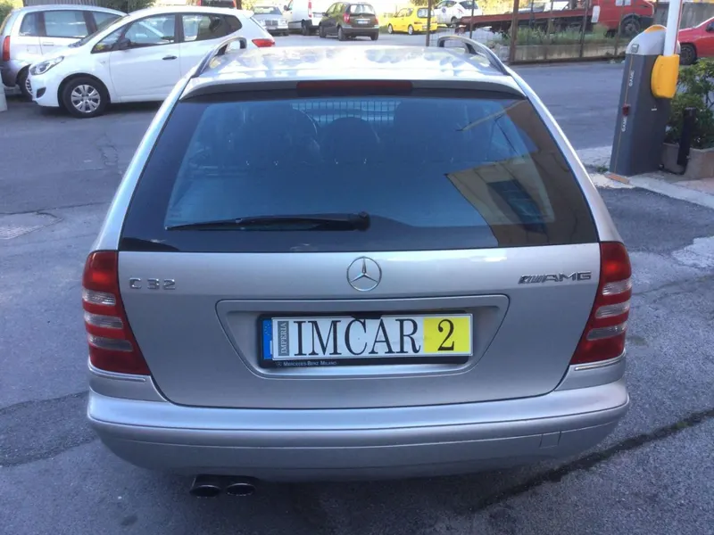 Mercedes-Benz C 32 AMG 5