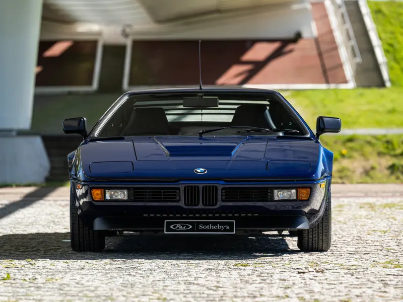 BMW M1 4