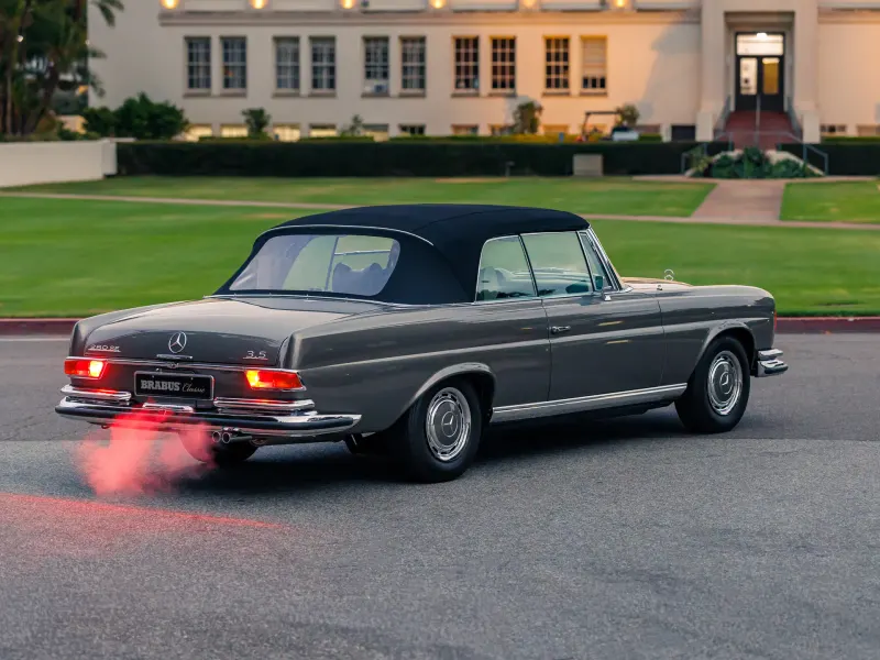 Mercedes-Benz 280 SE 3.5 Cabriolet 9