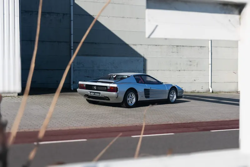 Ferrari Testarossa 12