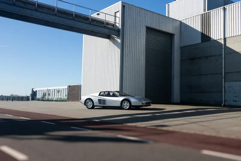 Ferrari Testarossa 8