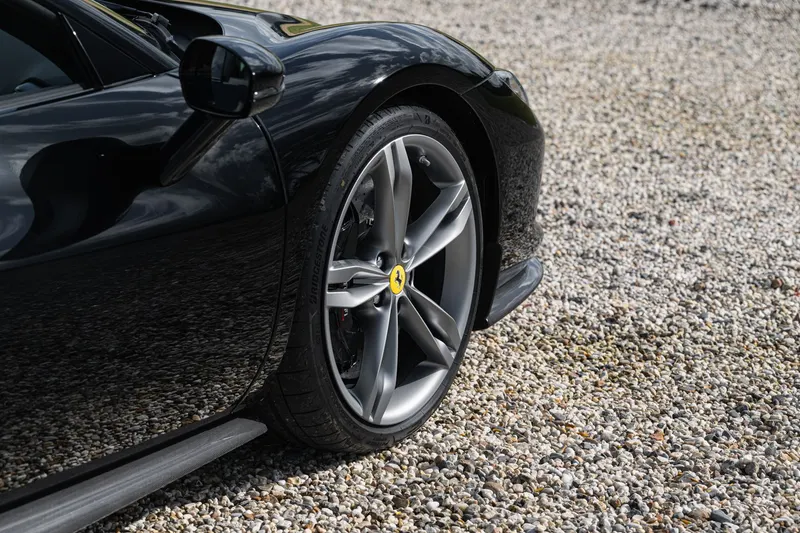 Ferrari 296 GTS 12
