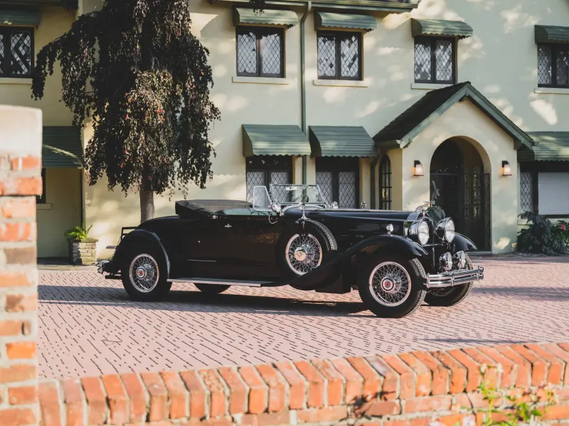 745 Deluxe Eight Roadster 11