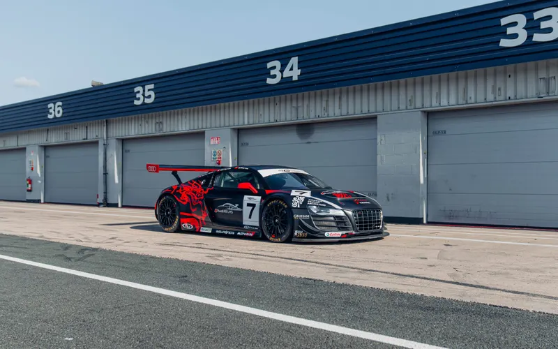 Audi R8 LMS GT3 3