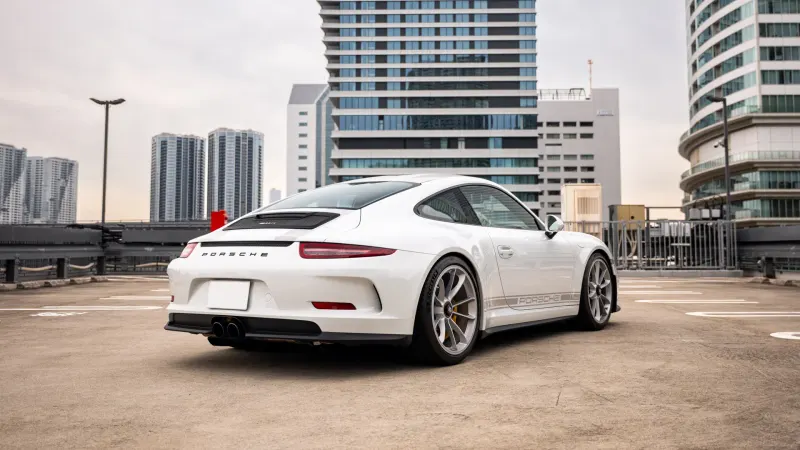 Porsche 911 R 5