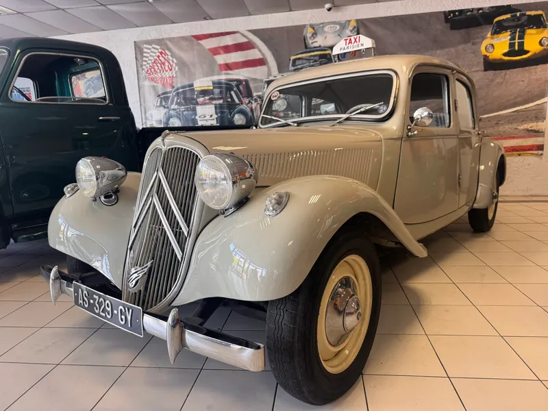 Citroën Traction 11 BL 1953 13