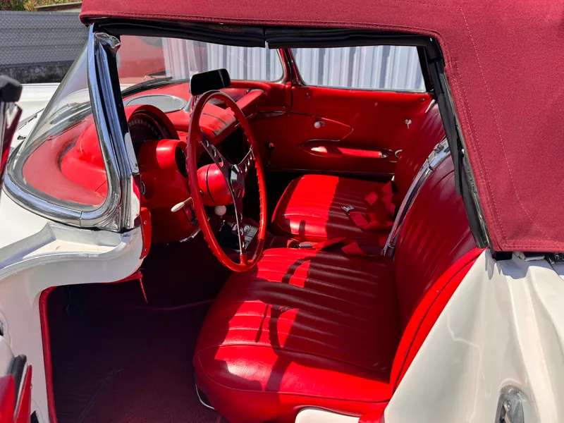 Chevrolet Corvette C1 1960 9