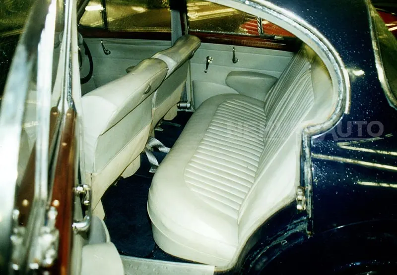 Jaguar MKII 3.4 litri 7