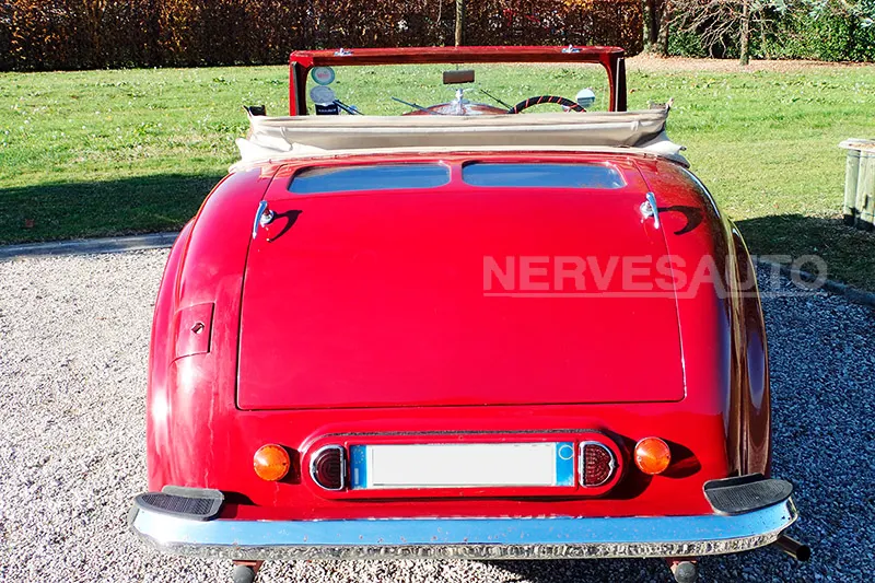 Triumph Roadster 2000 8