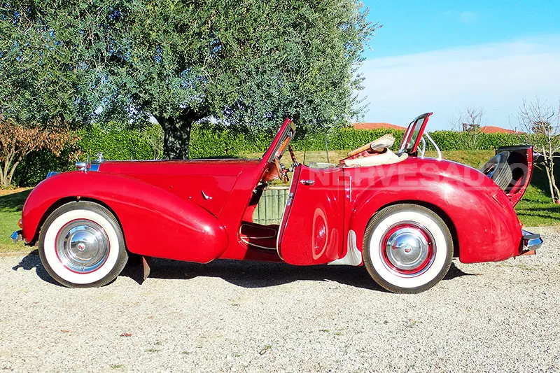 Triumph Roadster 2000 7