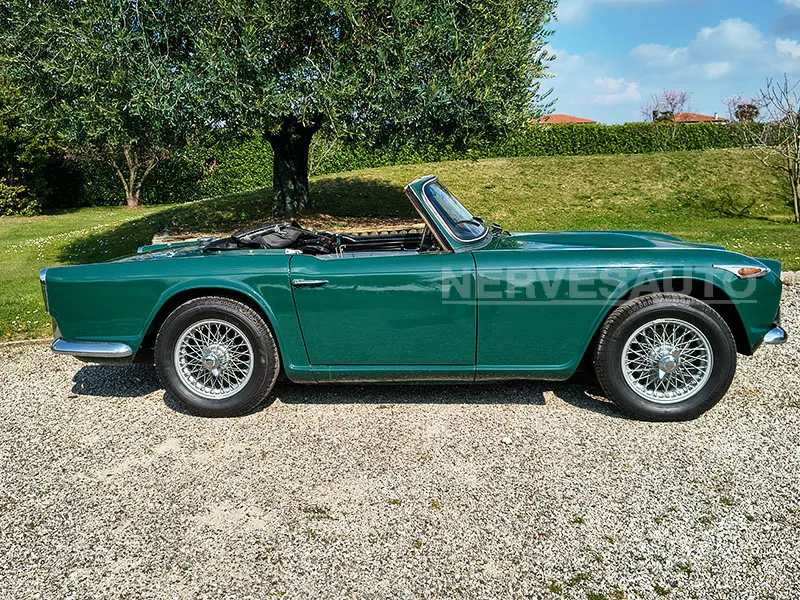 Triumph TR4 IRS Verde inglese 2