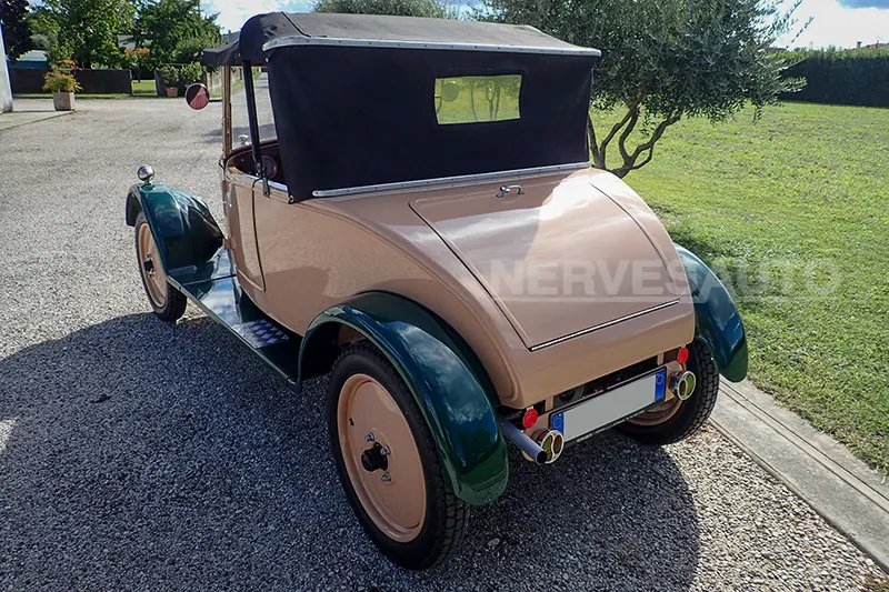12-HP Royal Roadster 8