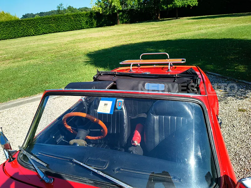 Triumph Spitfire 1300 Rosso Interni Neri 1980 Guida a 13