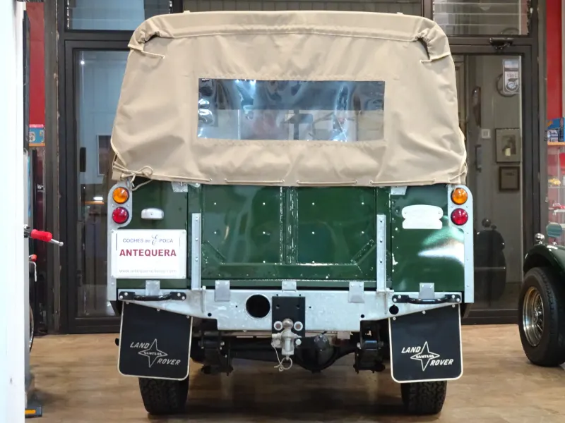 Land Rover 88 SERIES 2A SOFT-TOP 5