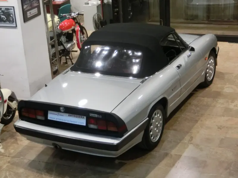 Alfa Romeo SPIDER QUADRIFOGLIO VERDE 10
