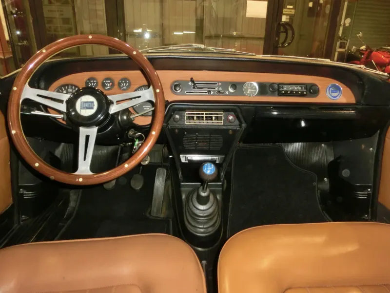 Lancia FULVIA 1.3 S COUPÉ SERIE 2 6