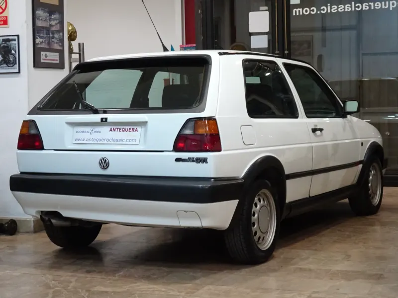 Volkswagen GOLF GTI 1.8 MK2 3