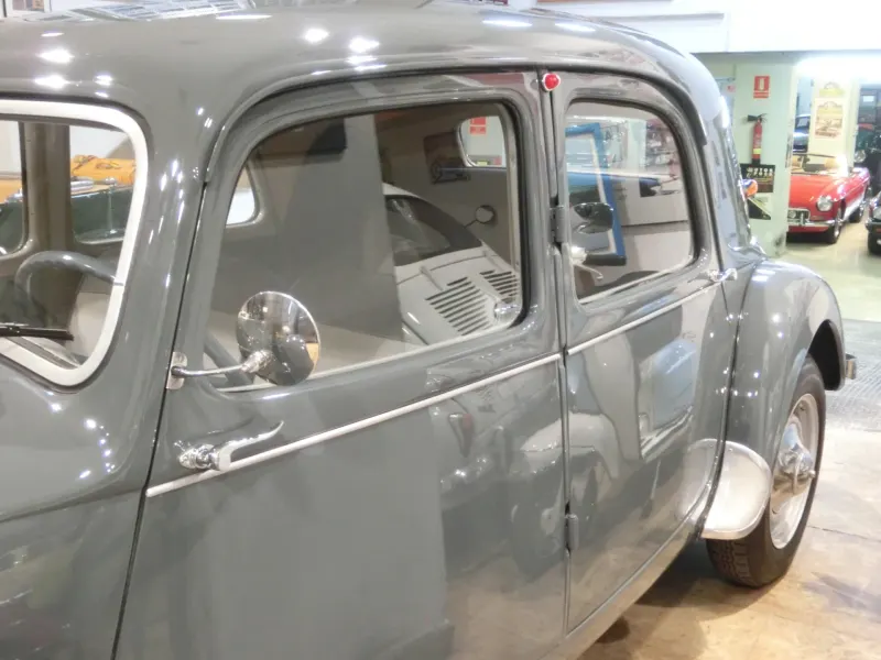 Citroën 11 B TRACTION AVANT 12
