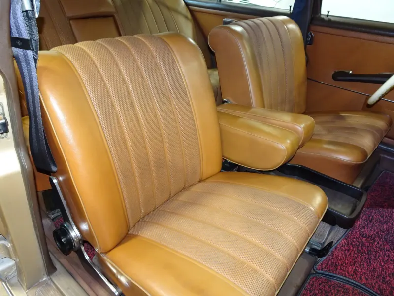 Mercedes-Benz 250 SE W108 7